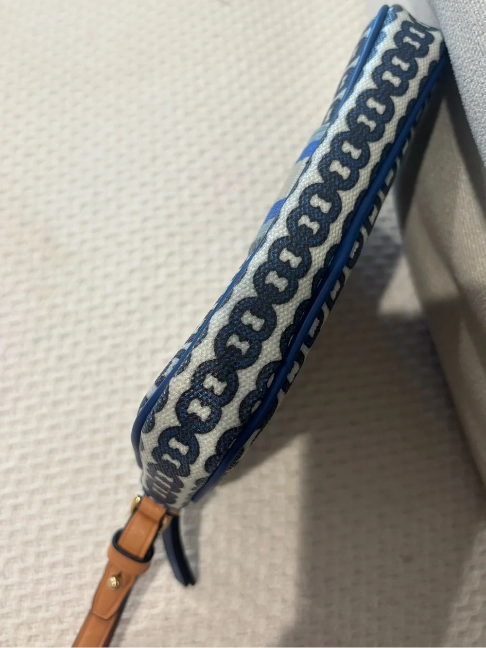 Tory Burch Gemini Link Canvas Wristlet, Size: OS
